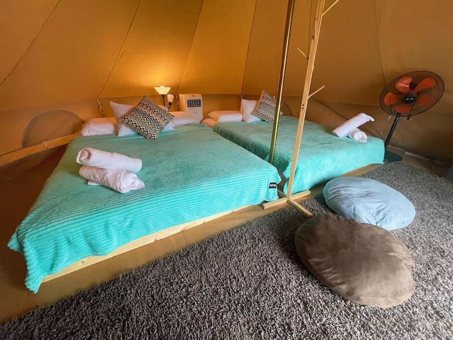 Rembulan Escape Bell Tent 2 Kampung Penarik Exterior foto